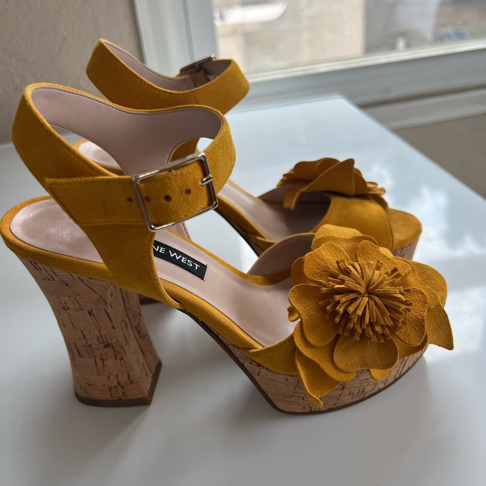 Nine West heels size 6